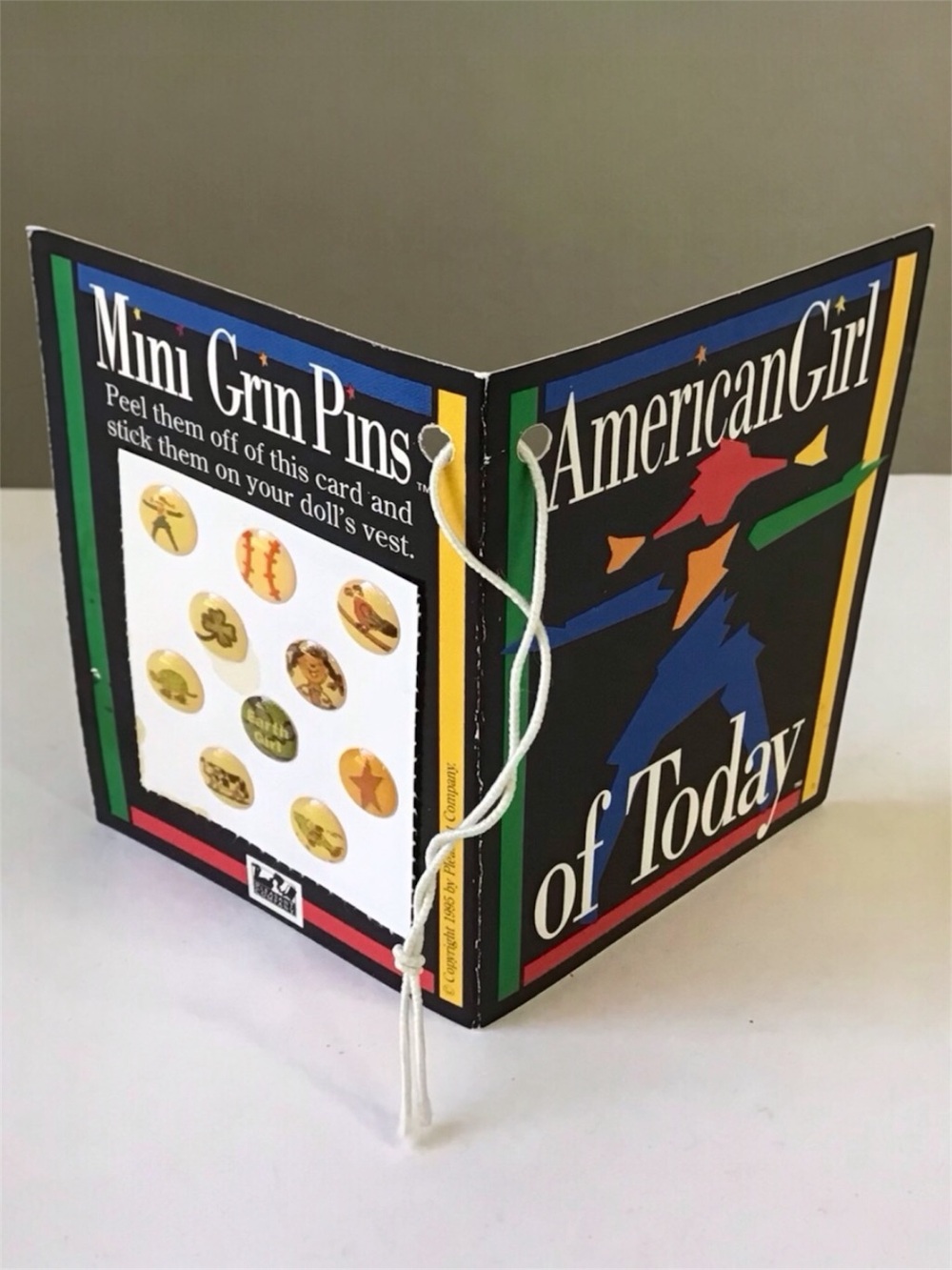 Pleasant Company American Girl of Today Mini Grin Pins 1st Issue Folded Card